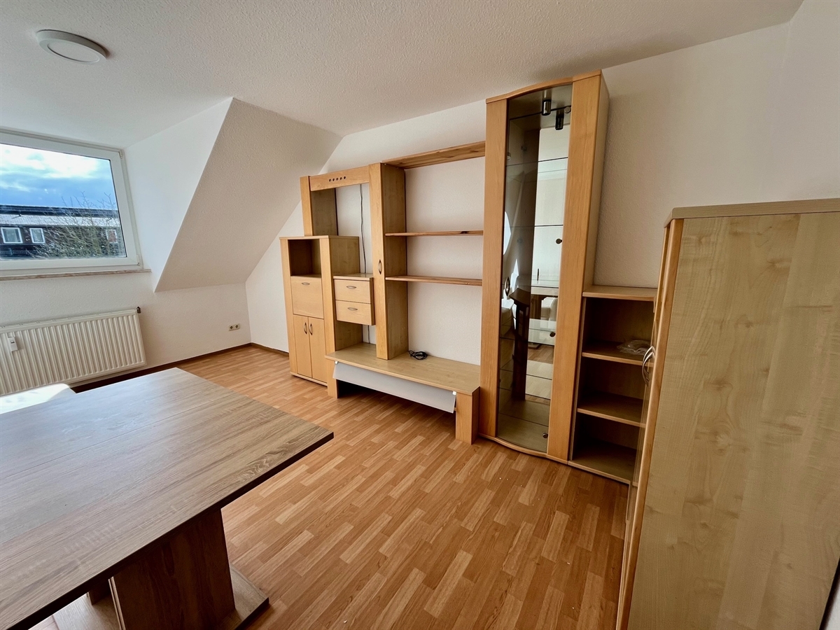 Hauptansicht der Wohnung: Gemütliche möblierte 2-Raum-Dachgeschosswohnung mit Rabatt im ersten Jahr